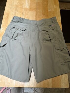 Tony Hawk Men's Cargo Shorts in Olive
